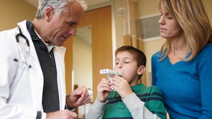 Demandez à votre professionnel de santé ou à votre pharmacien des informations concernant la gestion de l'asthme