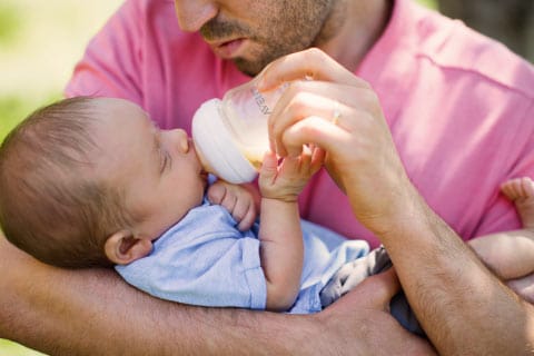 Le guide des parents efficaces pour l&#39;allaitement au biberon