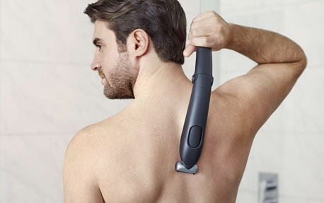 Deinen Rücken einfach selber rasieren
