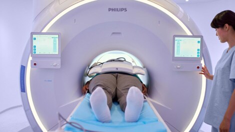 Nachhaltigkeitspioniere unter den Krankenhäusern gehen mit Philips wichtige Schritte zur Dekarbonisierung des Gesundheitswesens