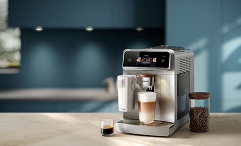 Die neue Philips Café Aromis 8000 Serie: Kaffee wie im Café, Komfort wie zu Hause.