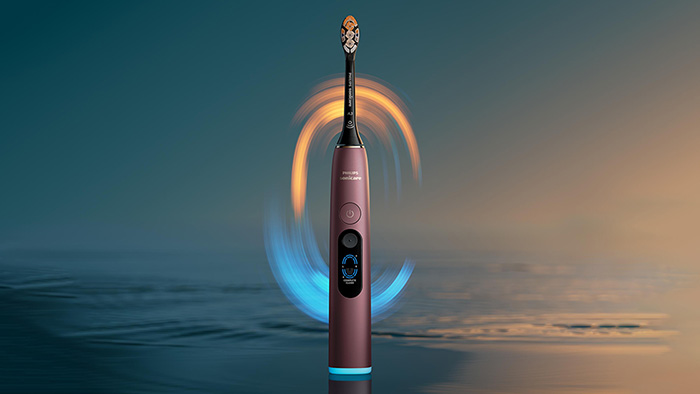Philips Sonicare setzt neuen Ma&szlig;stab in der Mundgesundheit: Erste elektrische Zahnb&uuml;rste der Marke mit intelligenter Anleitung direkt auf dem Handst&uuml;ck und Echtzeit-Feedback zur Putzabdeckung
